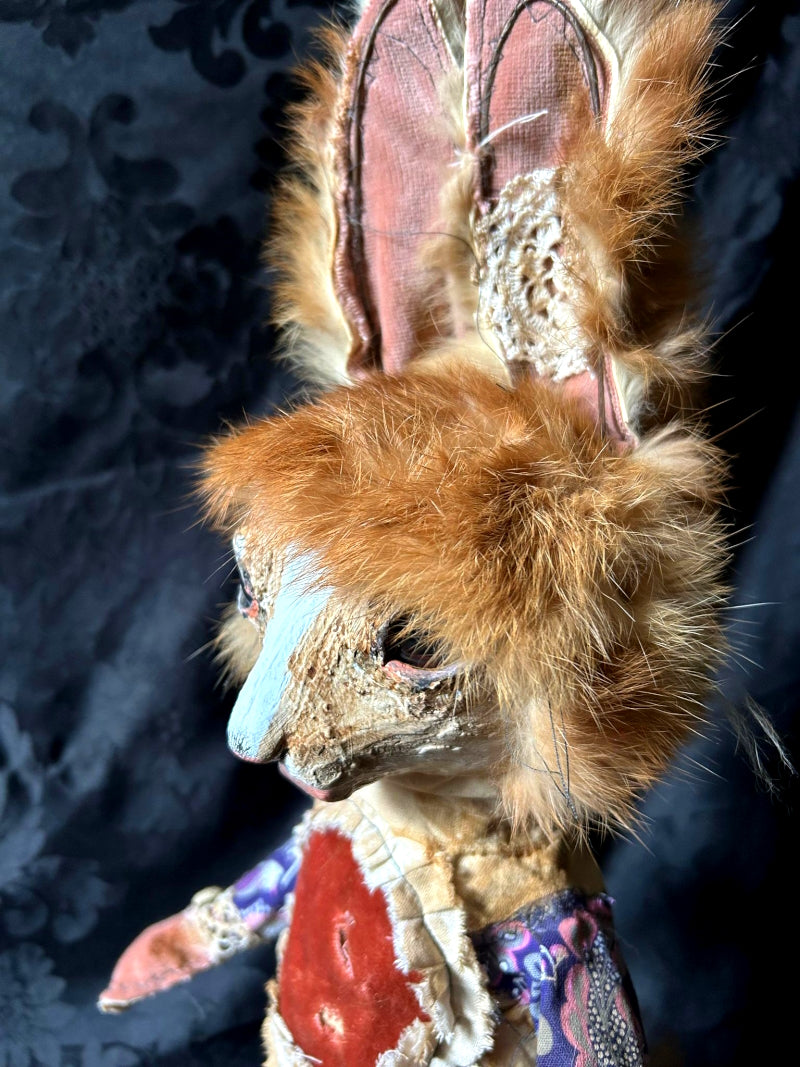 ANOKI Rabbit Sculpture – Hip Hip Decay