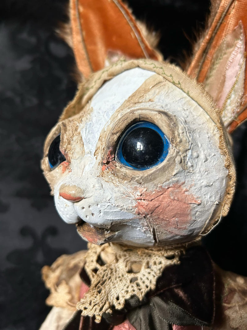 BRACADALE Rabbit Sculpture – Hip Hip Decay