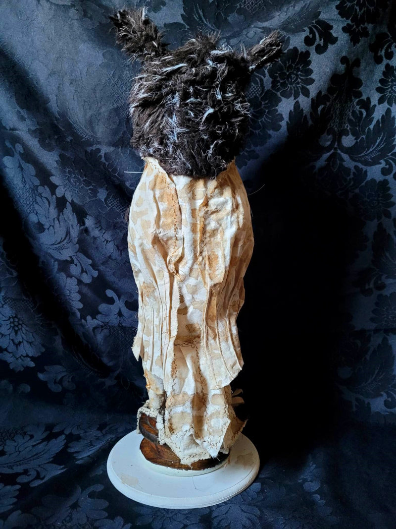 DEXUS Horned Owl Sculpture