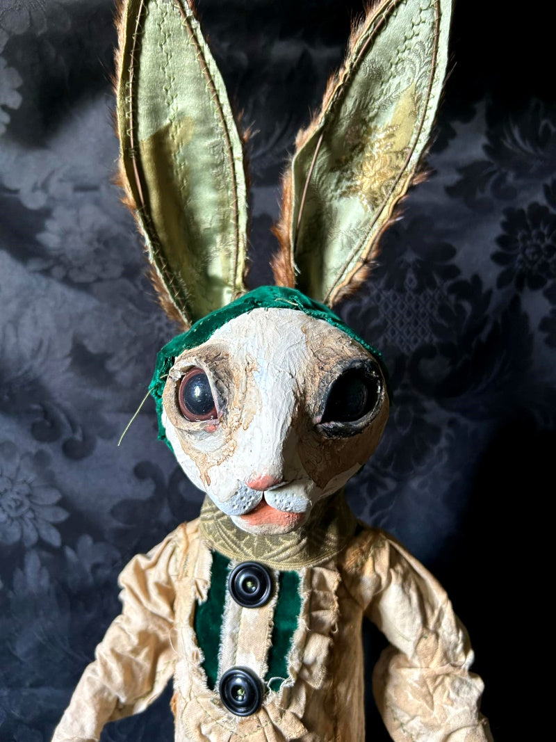 DHARPA Rabbit Sculpture – Hip Hip Decay