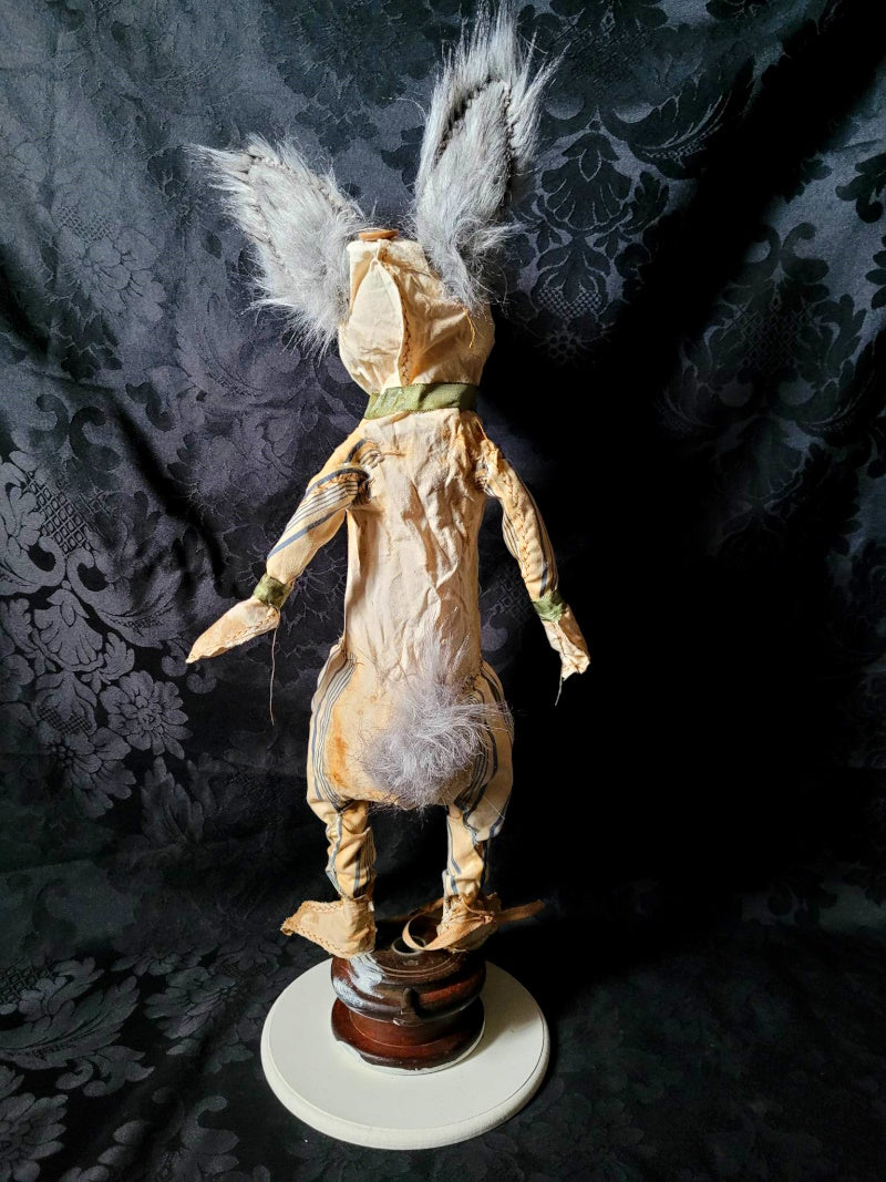 DIDIER Rabbit Sculpture
