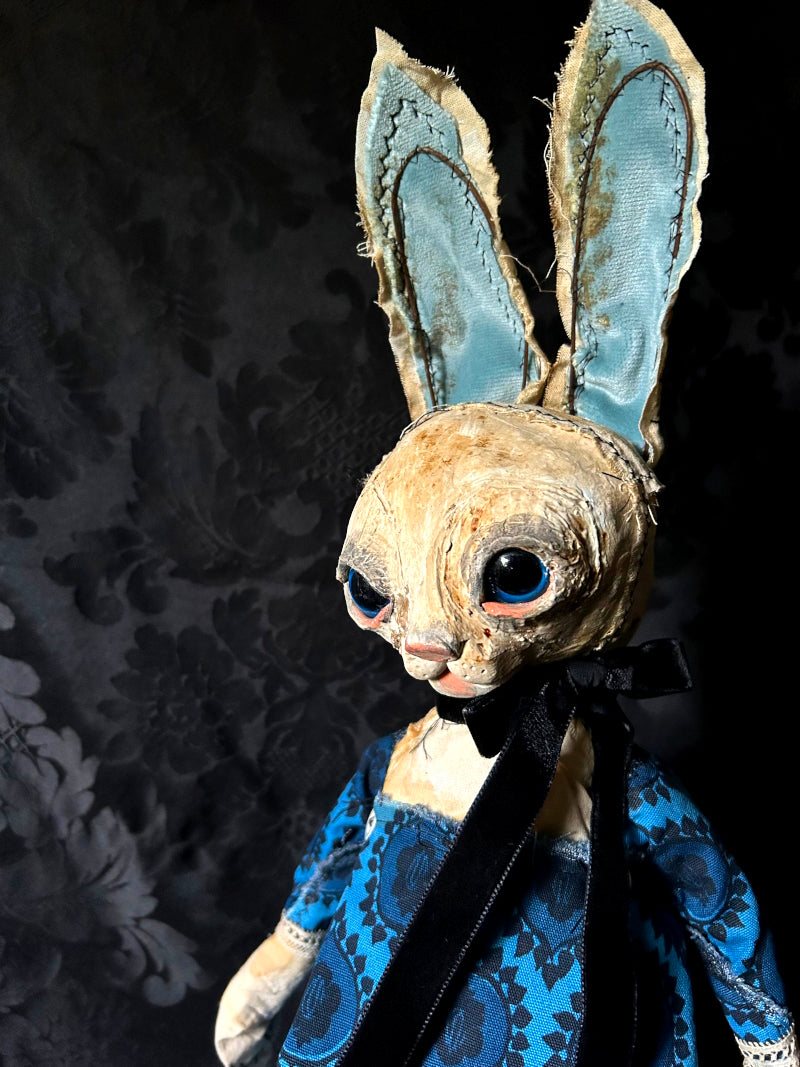 GRISEH Rabbit Sculpture