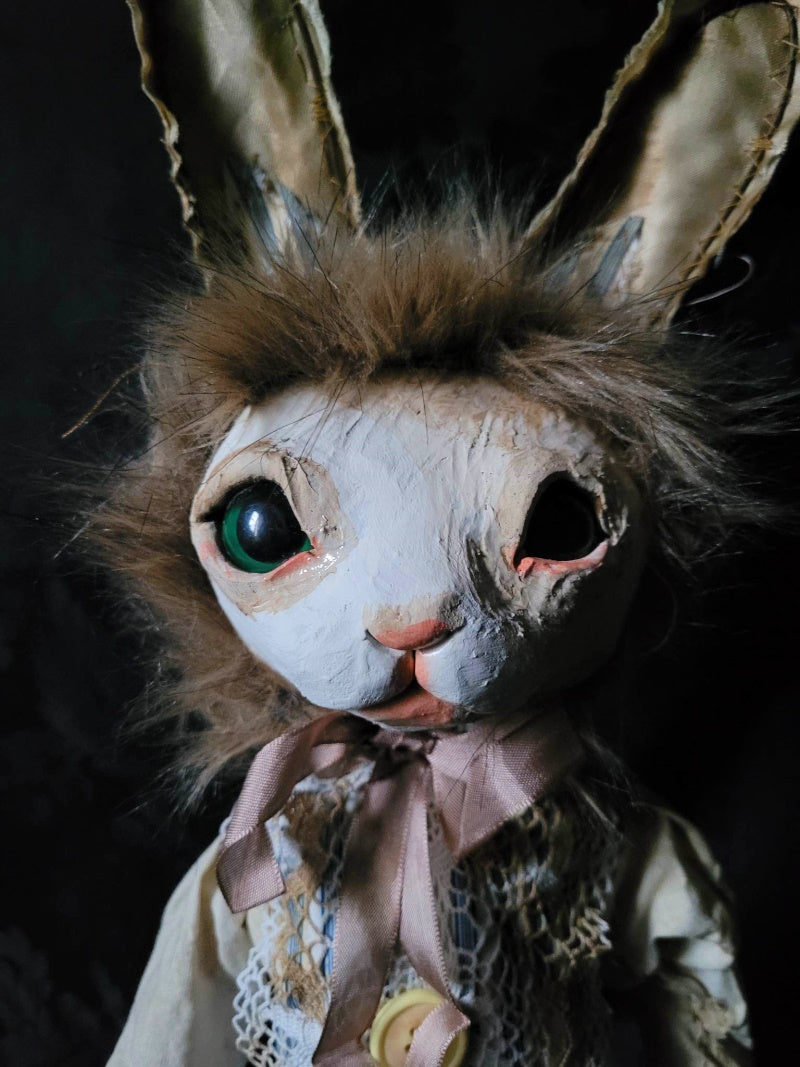MOMADELLE Rabbit Sculpture