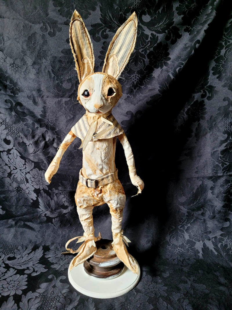 MOUSSY Rabbit Sculpture