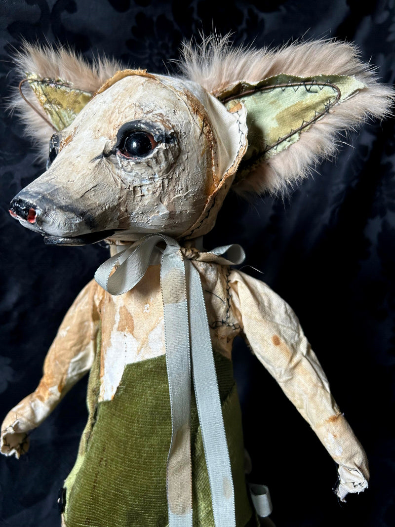 NYNKE Fox Sculpture