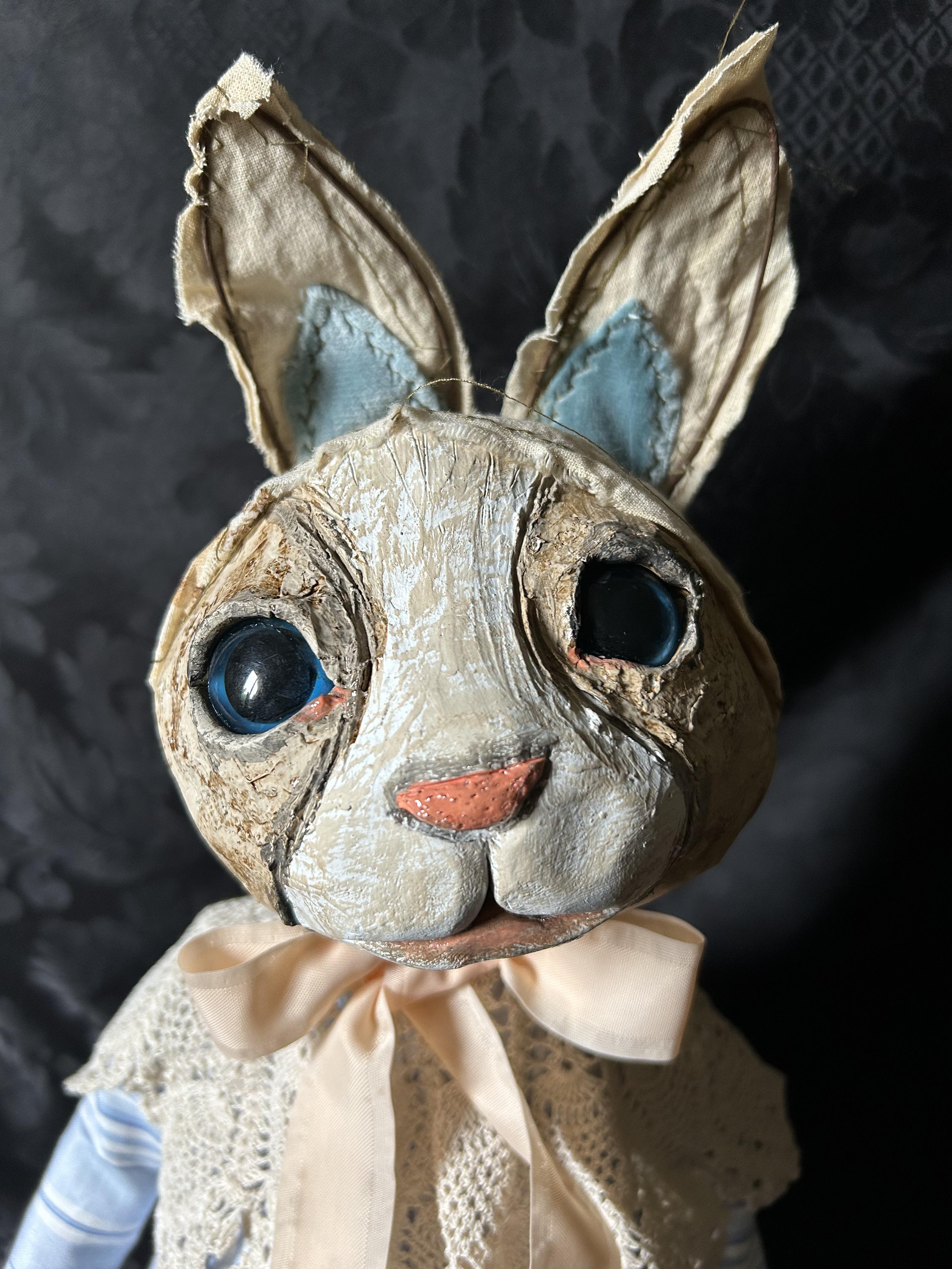 ODETTE Rabbit Sculpture – Hip Hip Decay