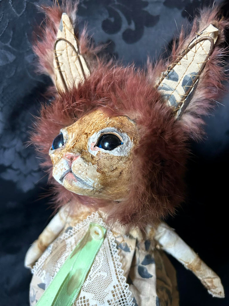 TASUNKHA Petite Rabbit Sculpture – Hip Hip Decay