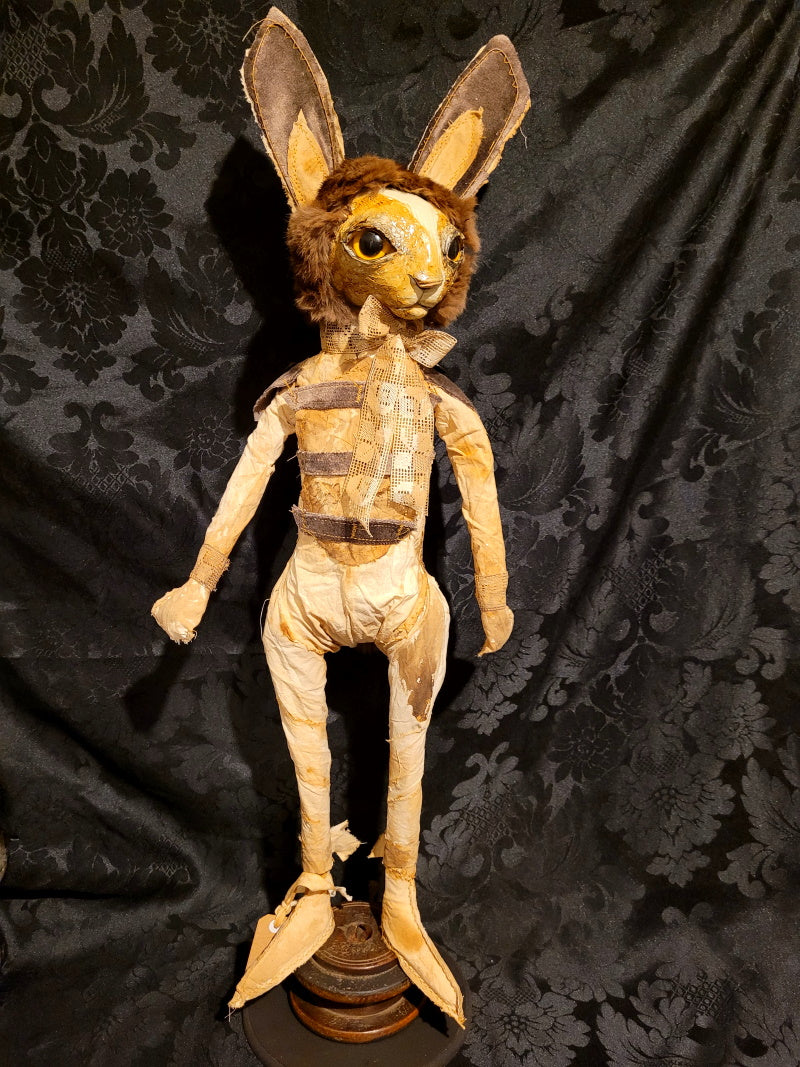 ANATOLIA Rabbit Sculpture – Hip Hip Decay