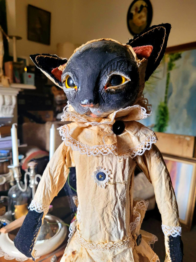 CAMIROSE Cat Sculpture