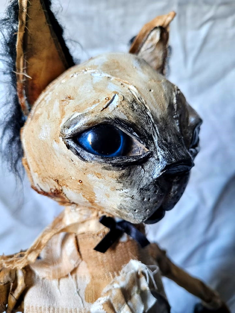 DITTERSDORF Siamese Cat Sculpture