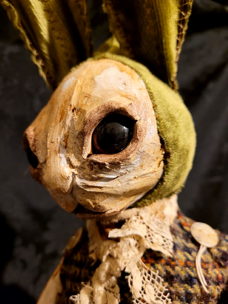 EFESO Rabbit Sculpture