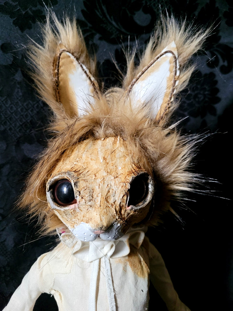LULEA Rabbit Sculpture