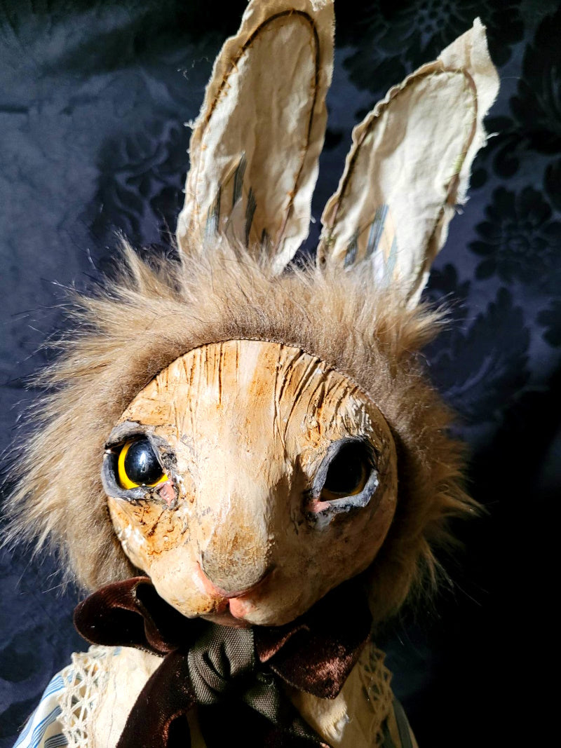 MULVEY Rabbit Sculpture – Hip Hip Decay