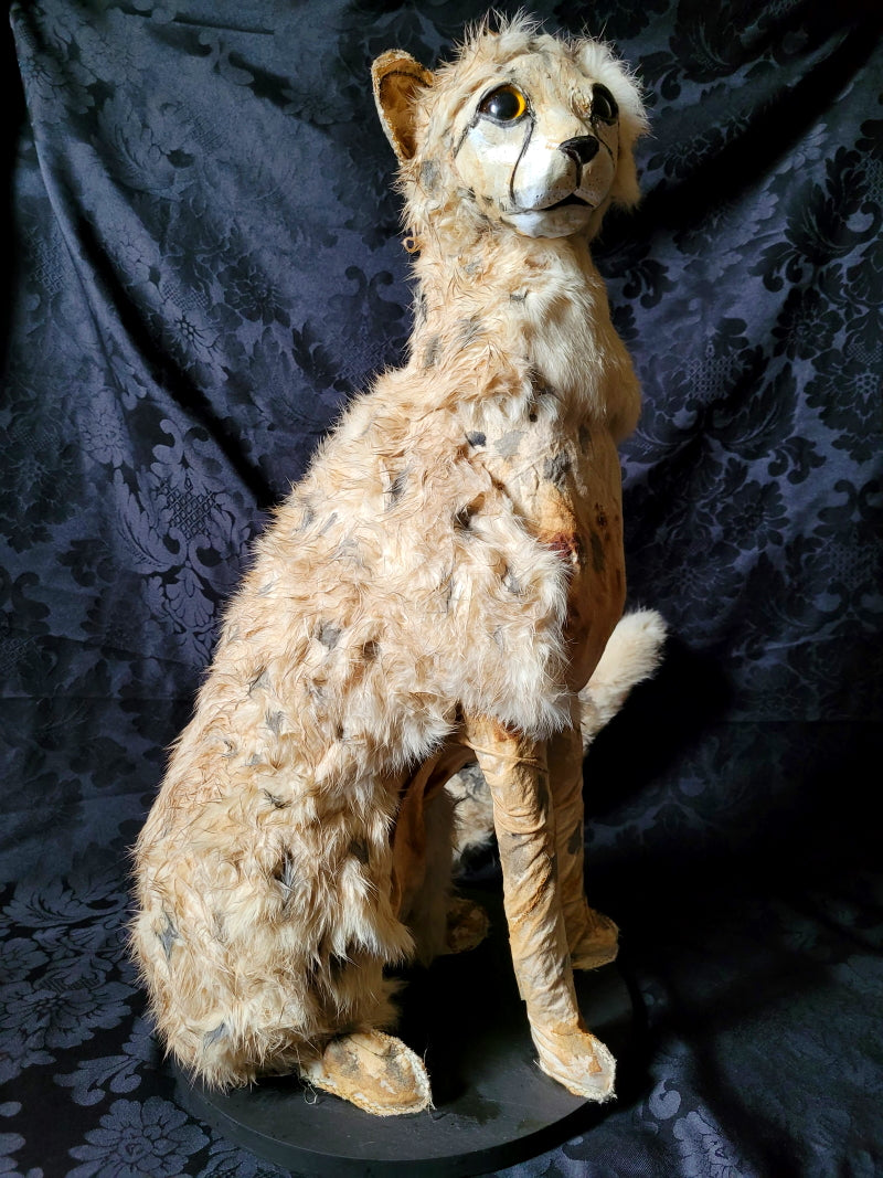 OKOVI Cheetah Sculpture