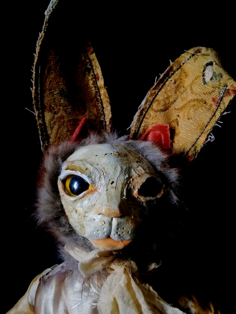 PIMSELL Rabbit Sculpture