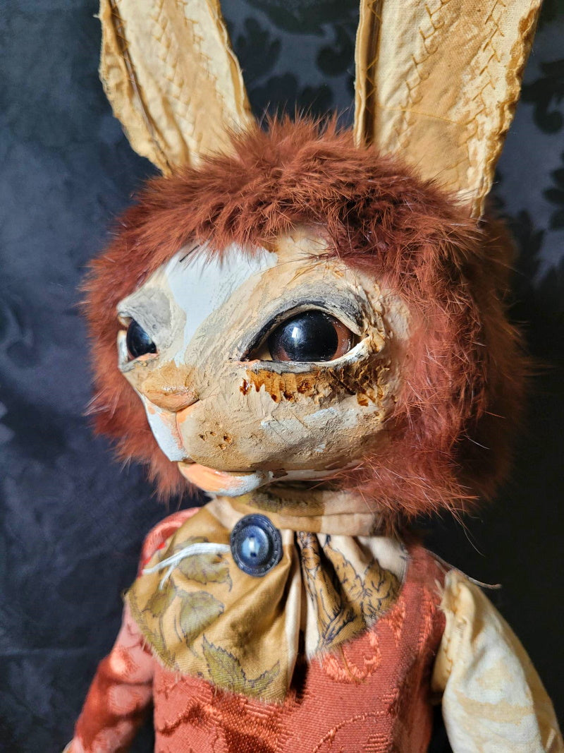 POLTIMORE Rabbit Sculpture – Hip Hip Decay