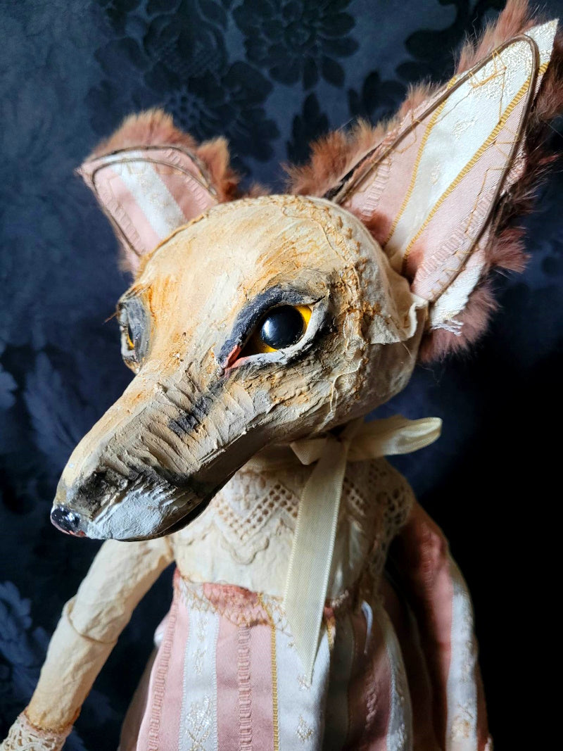 PONTYBESSE Fox Sculpture