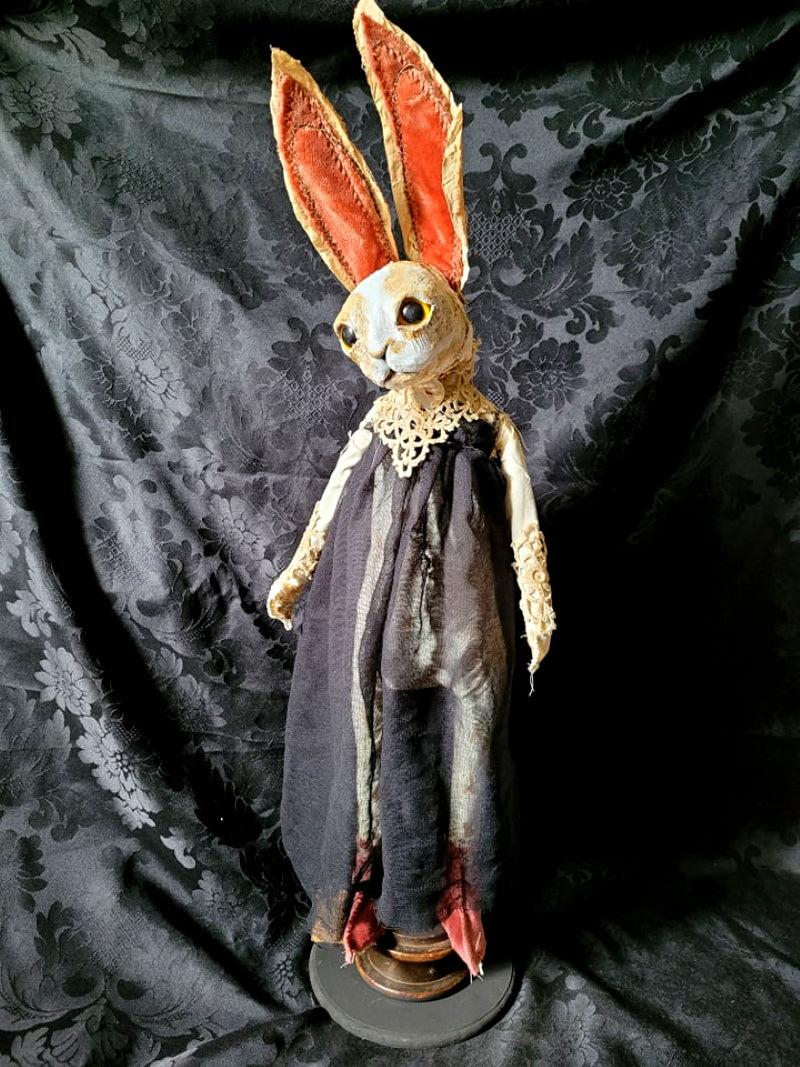 SAIDEH Rabbit Sculpture