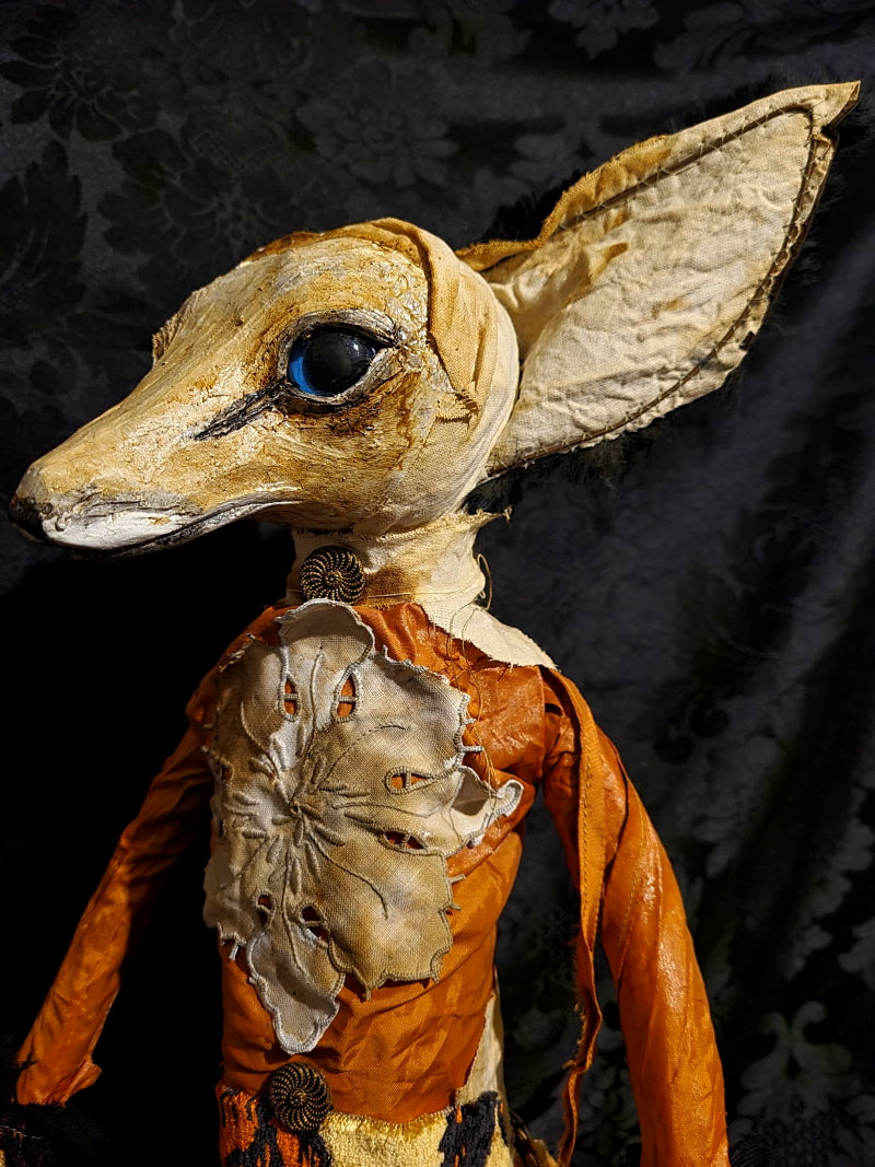 STAPINKSI Fox Sculpture