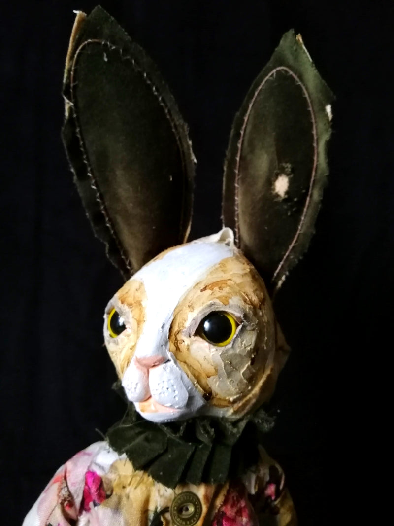 SUGARBELL Rabbit Sculpture